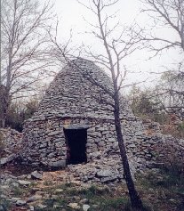 Borie près d'Apt-Savouillon