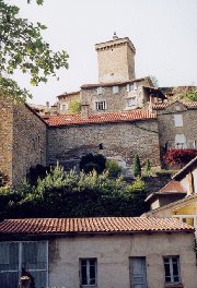 Tour construite en 1624 (Peyreleau)